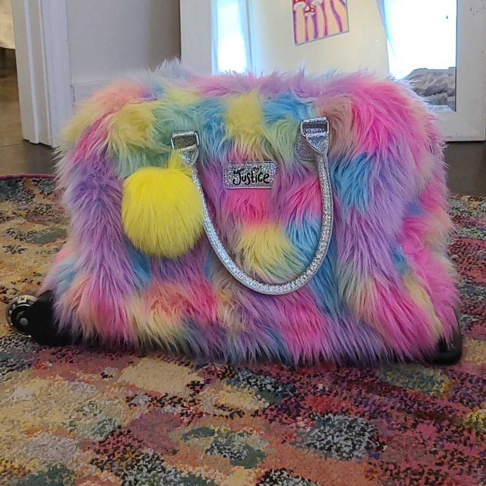 Justice luggage